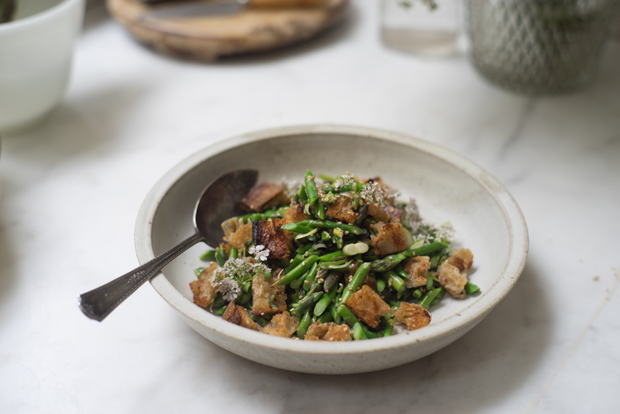 Asparagus Panzanella