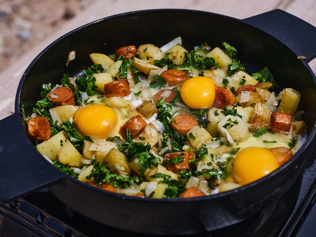 Cooking Breakfast Hash in Skillet on Single Burner