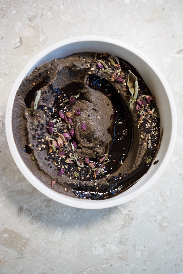 Goth Hummus / Black Tahini Hummus Recipe