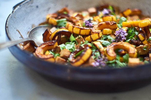 miso sesame winter squash is a great vegetarian thanksgiving idea