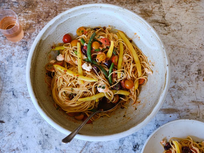 Spaghetti with No-Cook Sauce